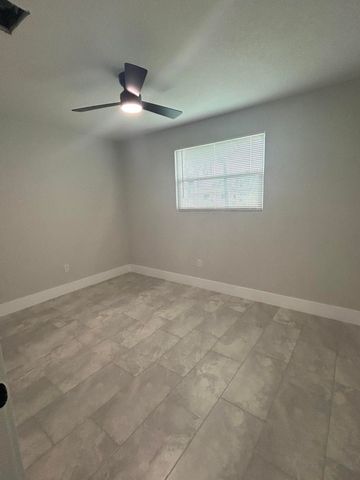 1531 W Avenue H W, Riviera Beach, FL 33404