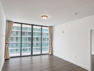 1111 SW 1st Avenue 1716N, Miami, FL 33130