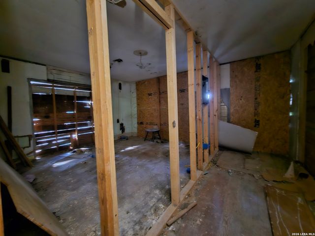157 Halliday Ave, San Antonio, TX 78210