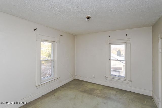 129 Harrison Avenue, Swanton, OH 43558