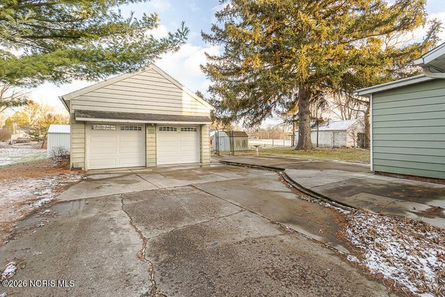 129 Harrison Avenue, Swanton, OH 43558