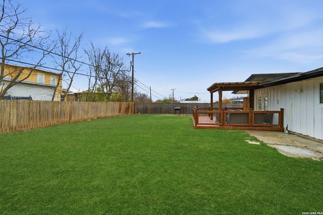 351 Rexford Dr, San Antonio, TX 78216