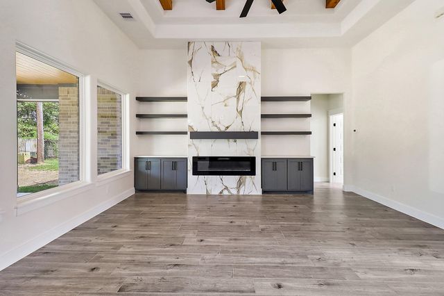 2035 White Feather Trail, Crosby, TX 77532