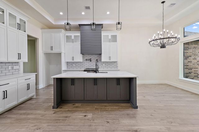 2035 White Feather Trail, Crosby, TX 77532