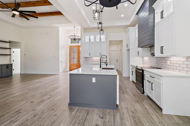 2035 White Feather Trail, Crosby, TX 77532