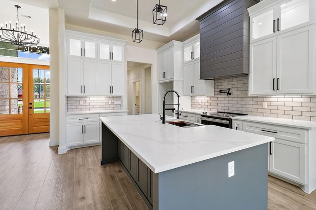 2035 White Feather Trail, Crosby, TX 77532