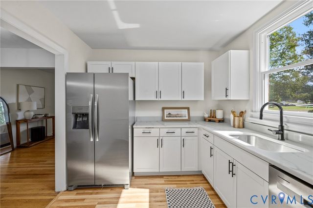 8957 Three Chopt Rd, Henrico, VA 23229