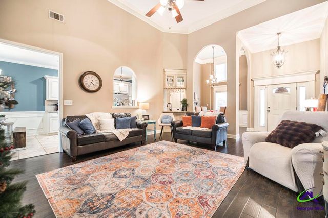 312 Bridgehampton Way, Perry, GA 31069