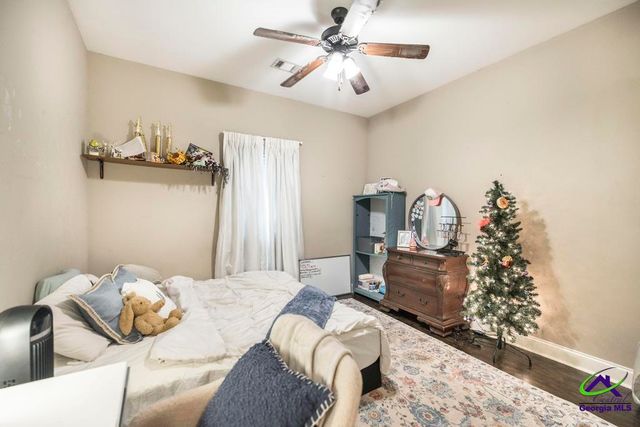 312 Bridgehampton Way, Perry, GA 31069