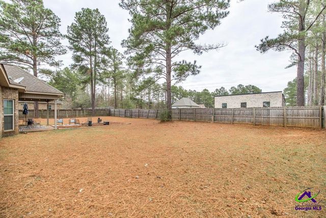 312 Bridgehampton Way, Perry, GA 31069