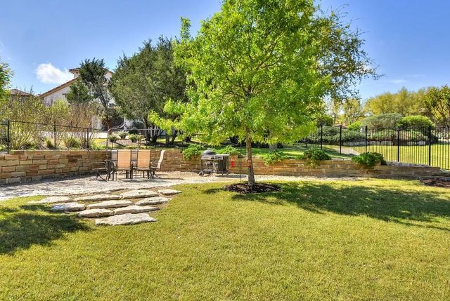 519 Golden Bear DR, Austin, TX 78738