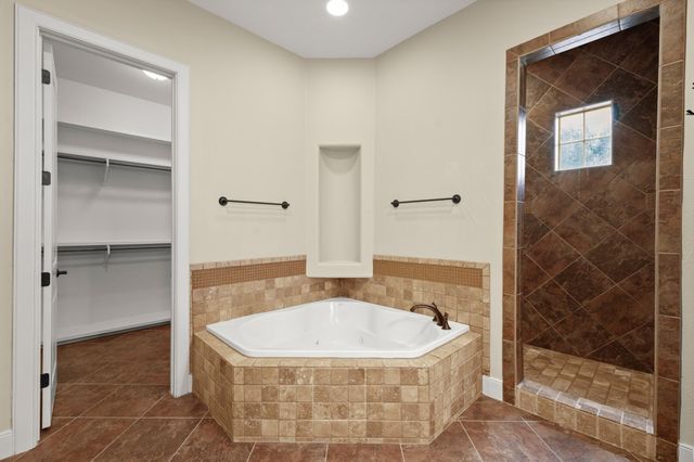 519 Golden Bear DR, Austin, TX 78738