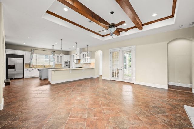 519 Golden Bear DR, Austin, TX 78738