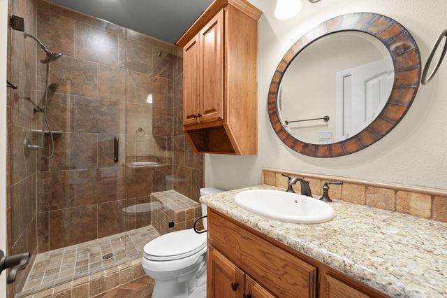 519 Golden Bear DR, Austin, TX 78738