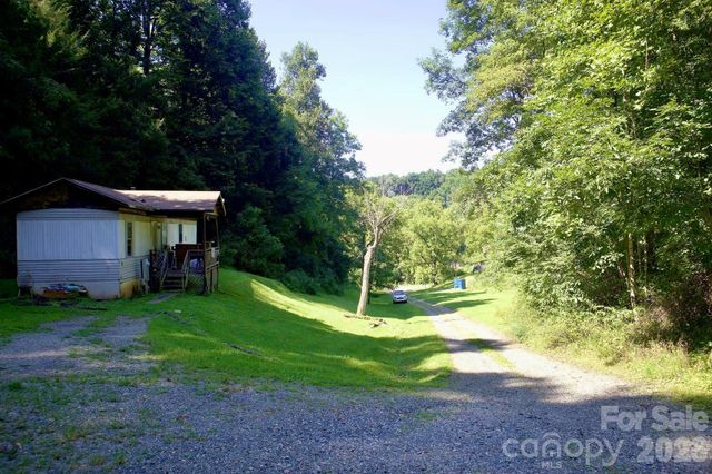 11 Jody Lane, Weaverville, NC 28787