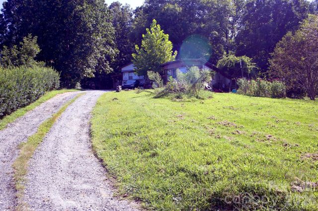 11 Jody Lane, Weaverville, NC 28787