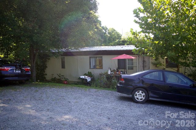 11 Jody Lane, Weaverville, NC 28787