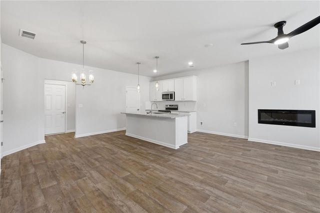 3637 PARKWAY JAMES Drive, Snellville, GA 30039