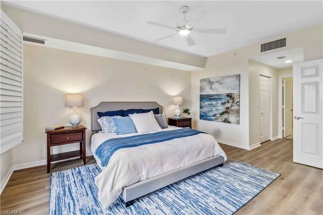 1001 Arbor Lake DR 101, Naples, FL 34110