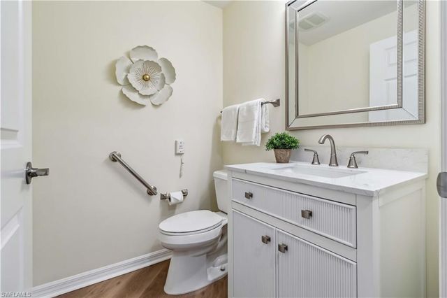 1001 Arbor Lake DR 101, Naples, FL 34110