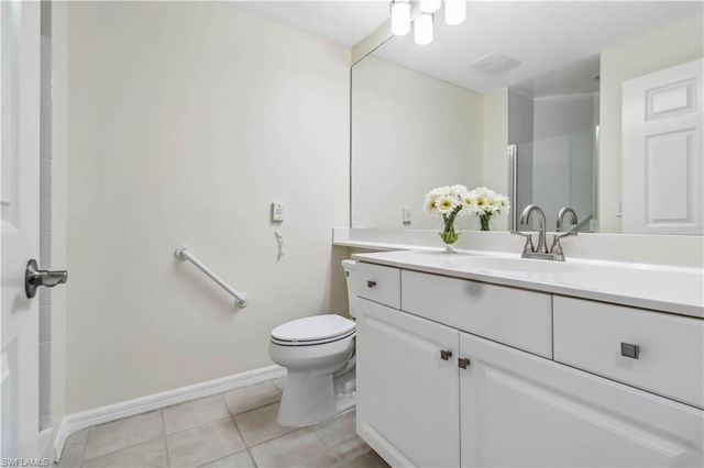 1001 Arbor Lake DR 101, Naples, FL 34110