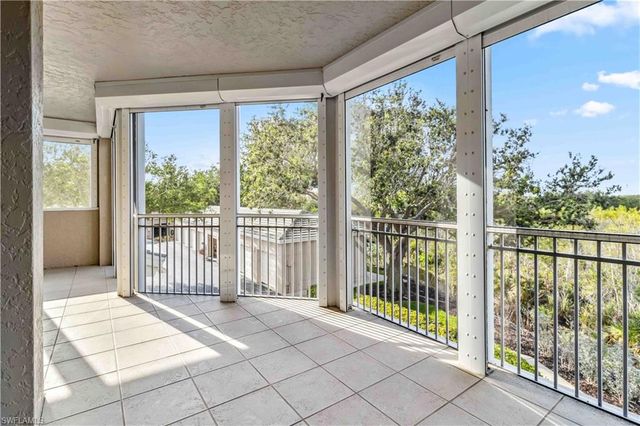 1001 Arbor Lake DR 101, Naples, FL 34110