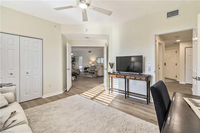 1001 Arbor Lake DR 101, Naples, FL 34110