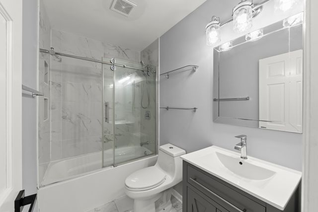 219 Kedvale Court, Bolingbrook, IL 60440