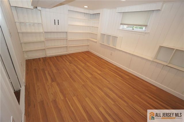 34 Rutgers Avenue, Colonia, NJ 07067