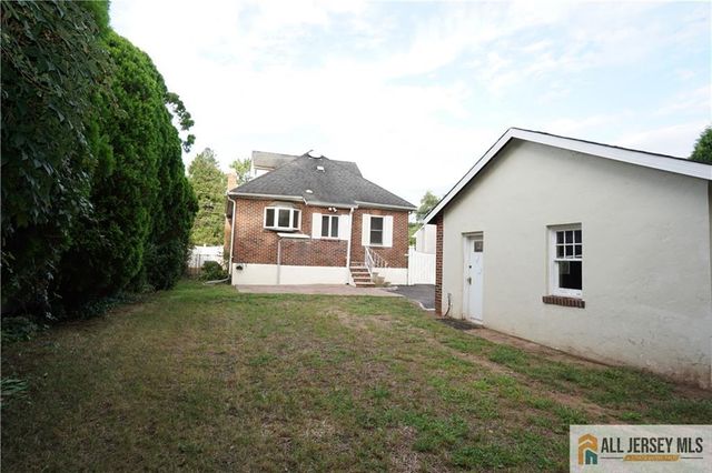 34 Rutgers Avenue, Colonia, NJ 07067