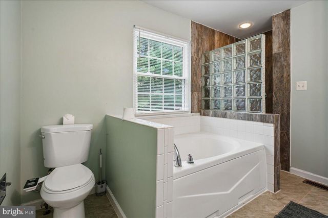 3437 LIVINGSTON DR, Jefferson, MD 21755