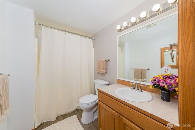 1010 W Stanley Street, Granite Falls, WA 98252