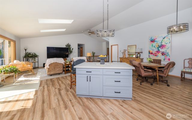 1010 W Stanley Street, Granite Falls, WA 98252