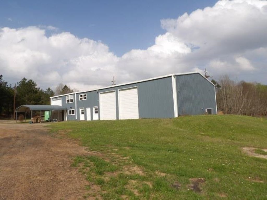 3418 N US HWY 271, Gilmer, TX 75644