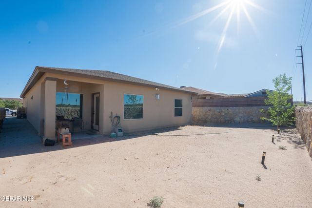 5874 MEGAN Street, Santa Teresa, NM 88008