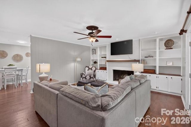 4124 Bridgewood Lane, Charlotte, NC 28226