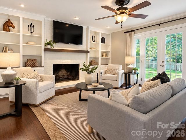 4124 Bridgewood Lane, Charlotte, NC 28226