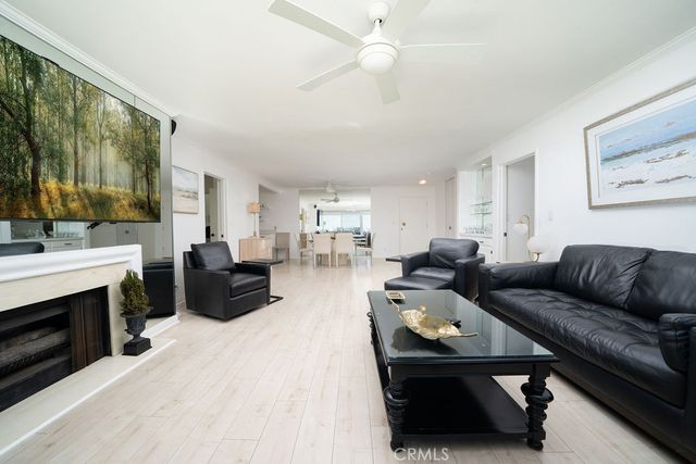 101 SCHOLZ PLAZA PH 16, Newport Beach, CA 92663