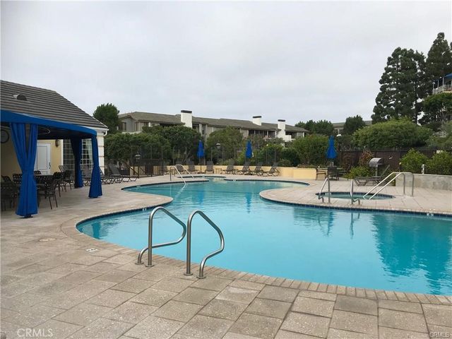 101 SCHOLZ PLAZA PH 16, Newport Beach, CA 92663