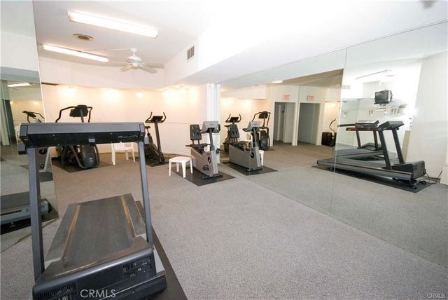 101 SCHOLZ PLAZA PH 16, Newport Beach, CA 92663