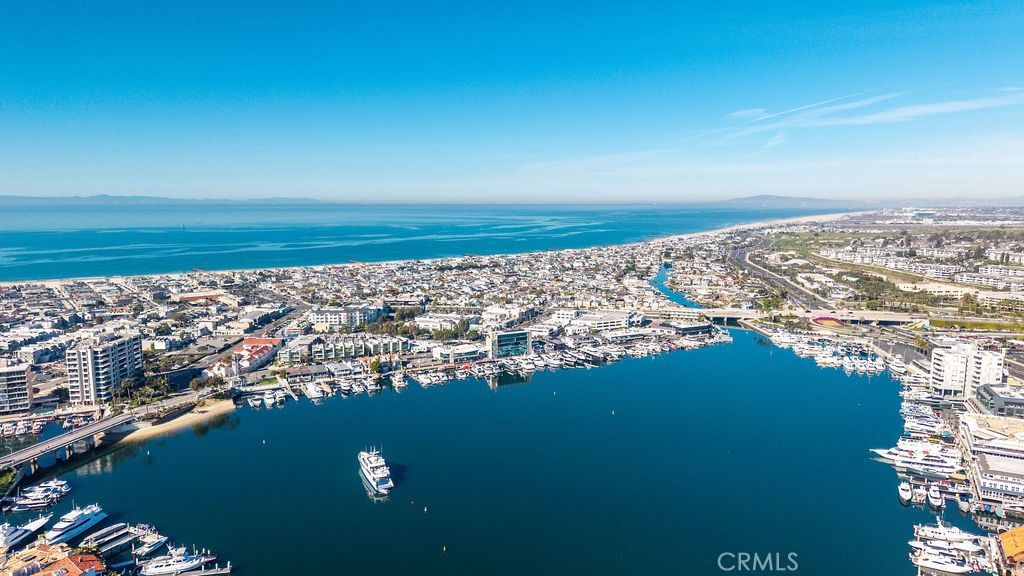 101 SCHOLZ PLAZA PH 16, Newport Beach, CA 92663