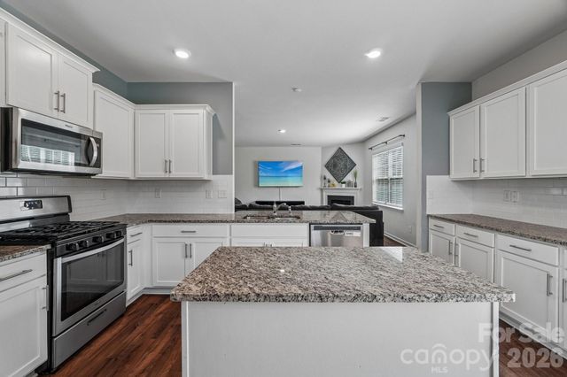 7105 Pennyroyal Way, Charlotte, NC 28216