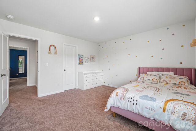 7105 Pennyroyal Way, Charlotte, NC 28216