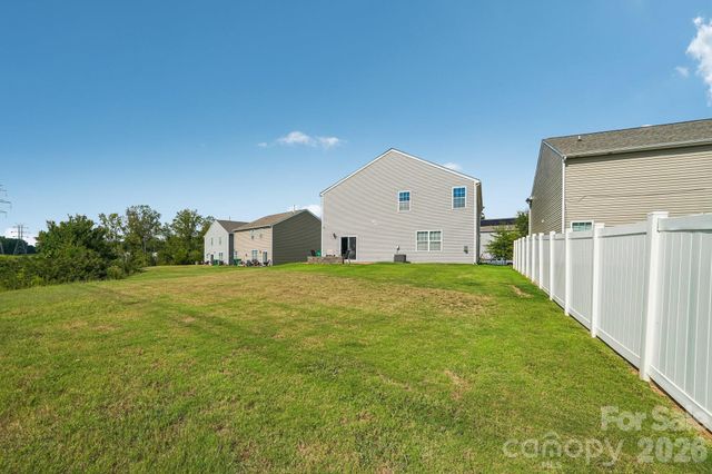 7105 Pennyroyal Way, Charlotte, NC 28216
