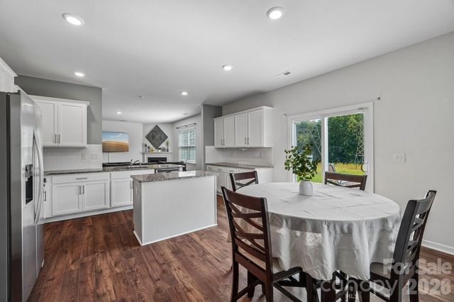 7105 Pennyroyal Way, Charlotte, NC 28216