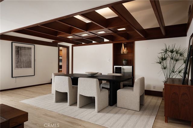 17824 Sunburst, Sherwood Forest, CA 91325
