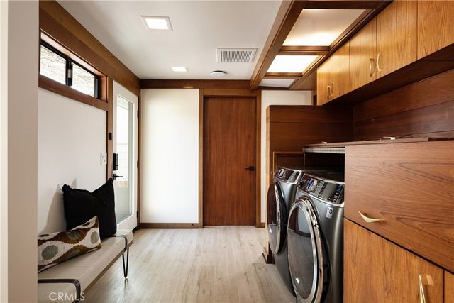 17824 Sunburst, Sherwood Forest, CA 91325