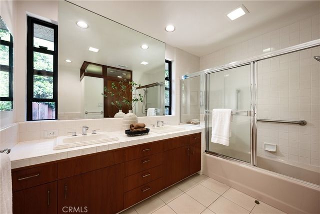 17824 Sunburst, Sherwood Forest, CA 91325