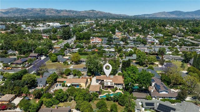 17824 Sunburst, Sherwood Forest, CA 91325