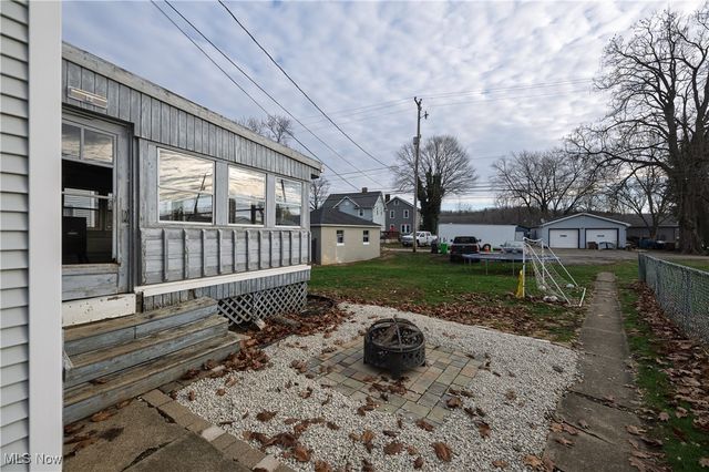 627 N Wooster Avenue, Strasburg, OH 44680